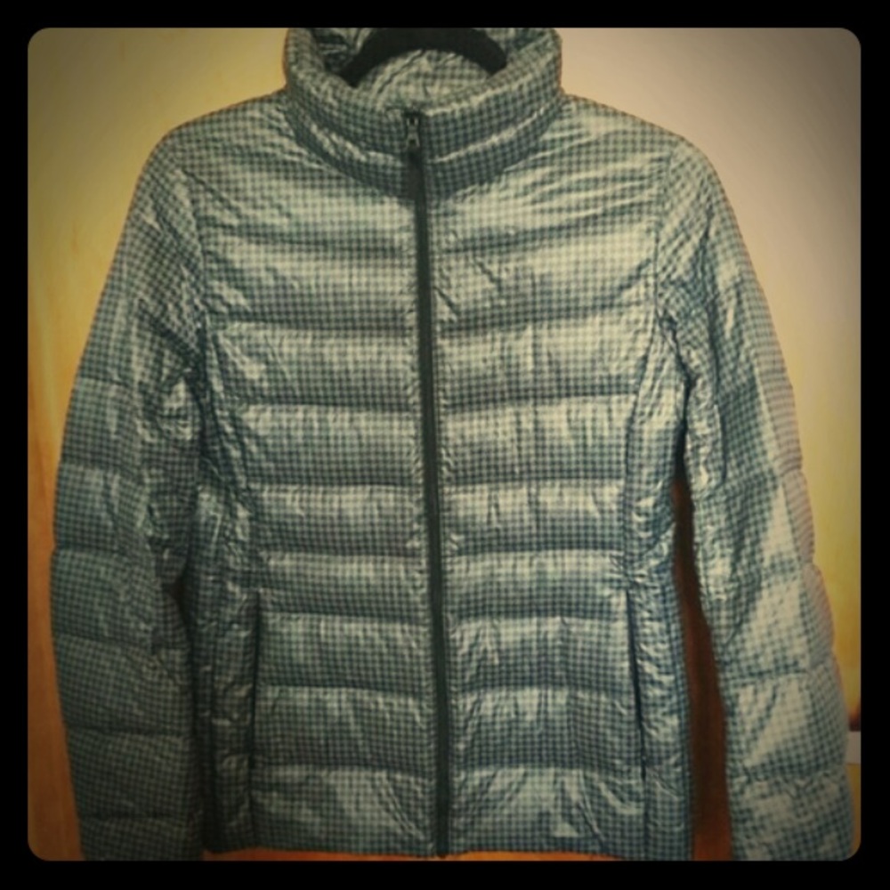 UNIQLO Black/Grey Houndstooth Down Puffer Jacket
